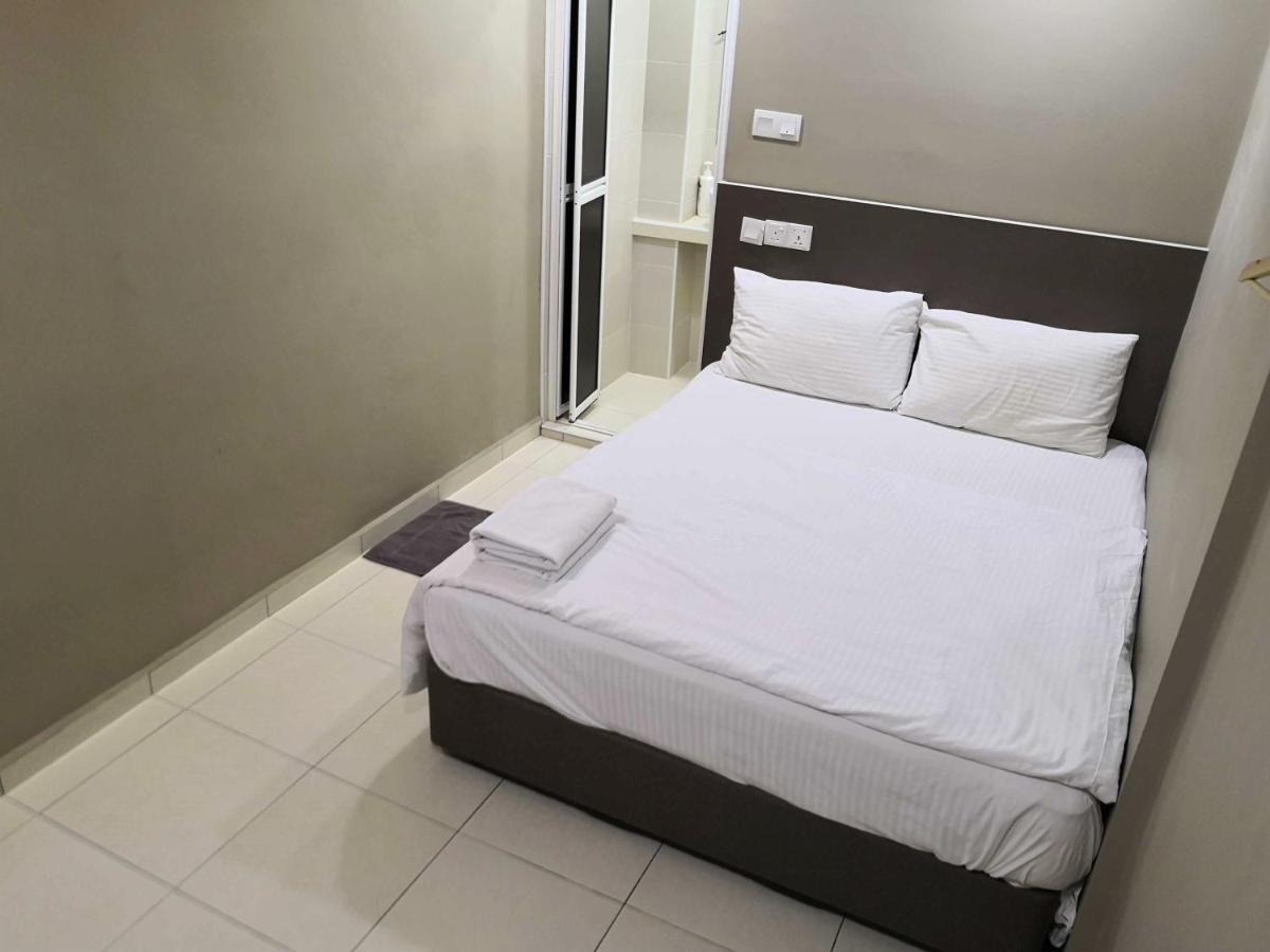 Tropika Garden Hotel Kulai Johor Bahru Extérieur photo