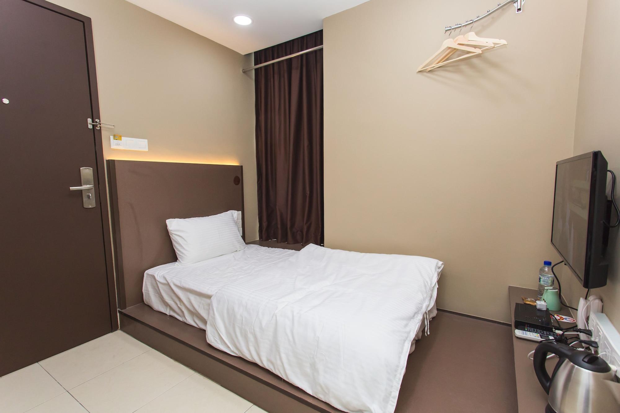 Tropika Garden Hotel Kulai Johor Bahru Extérieur photo